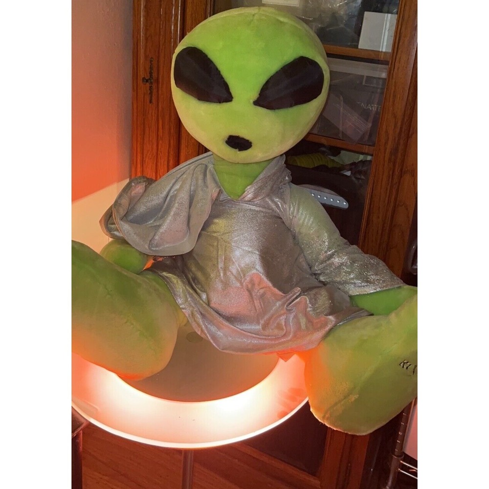 VTG Y2K Kellytoy Roswell NM Alien Plush Spacecore Silver Suit UFO Kawaii 24" - Picture 9 of 15